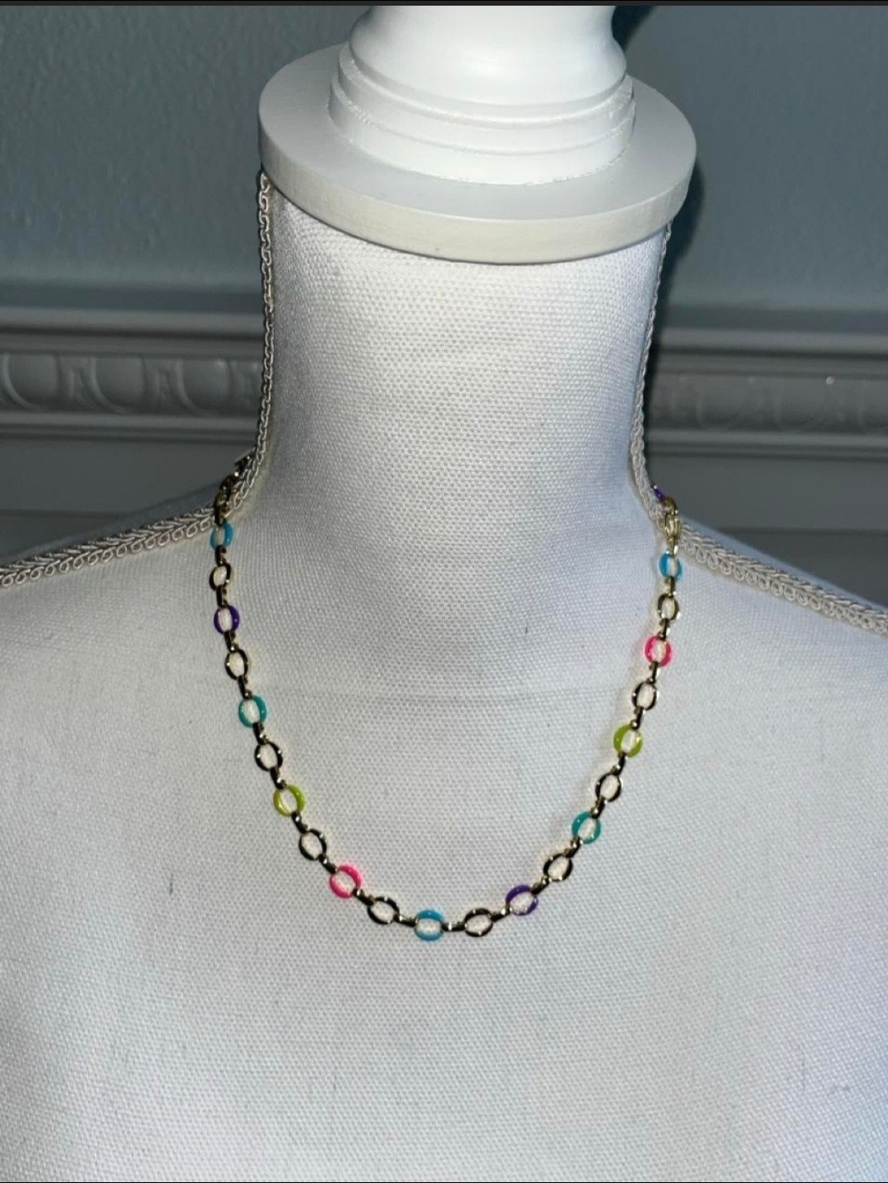 Kendra Scott Multicolor Link Chain Necklace - Pink Blue Green Purple Yellow